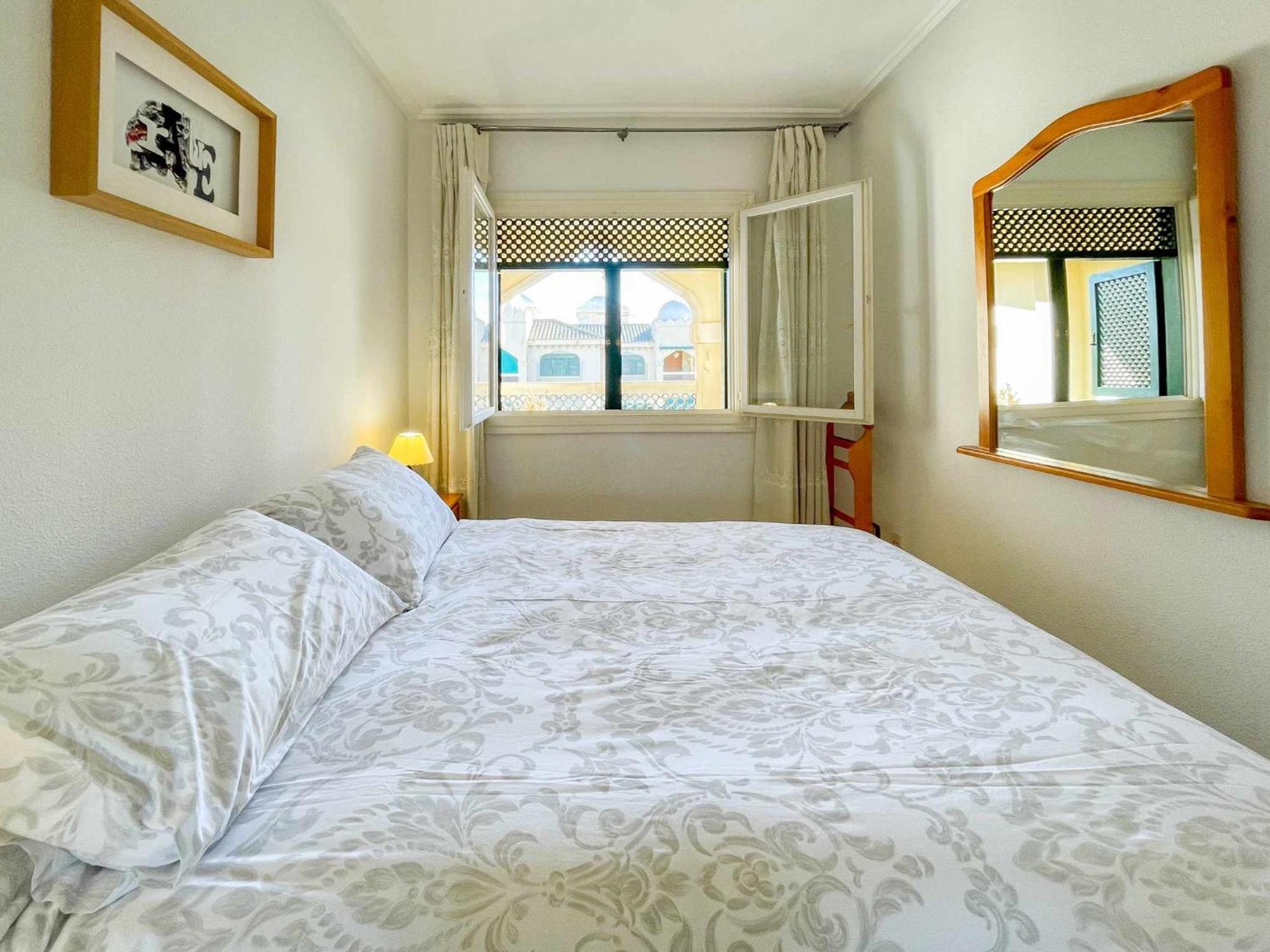 Rentafive Varadero Con Piscina Playa Y Terraza Santa Pola Eksteriør bilde